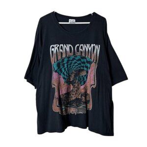 Arula black grand canyon graphic short sleeve tee size A or 1X
